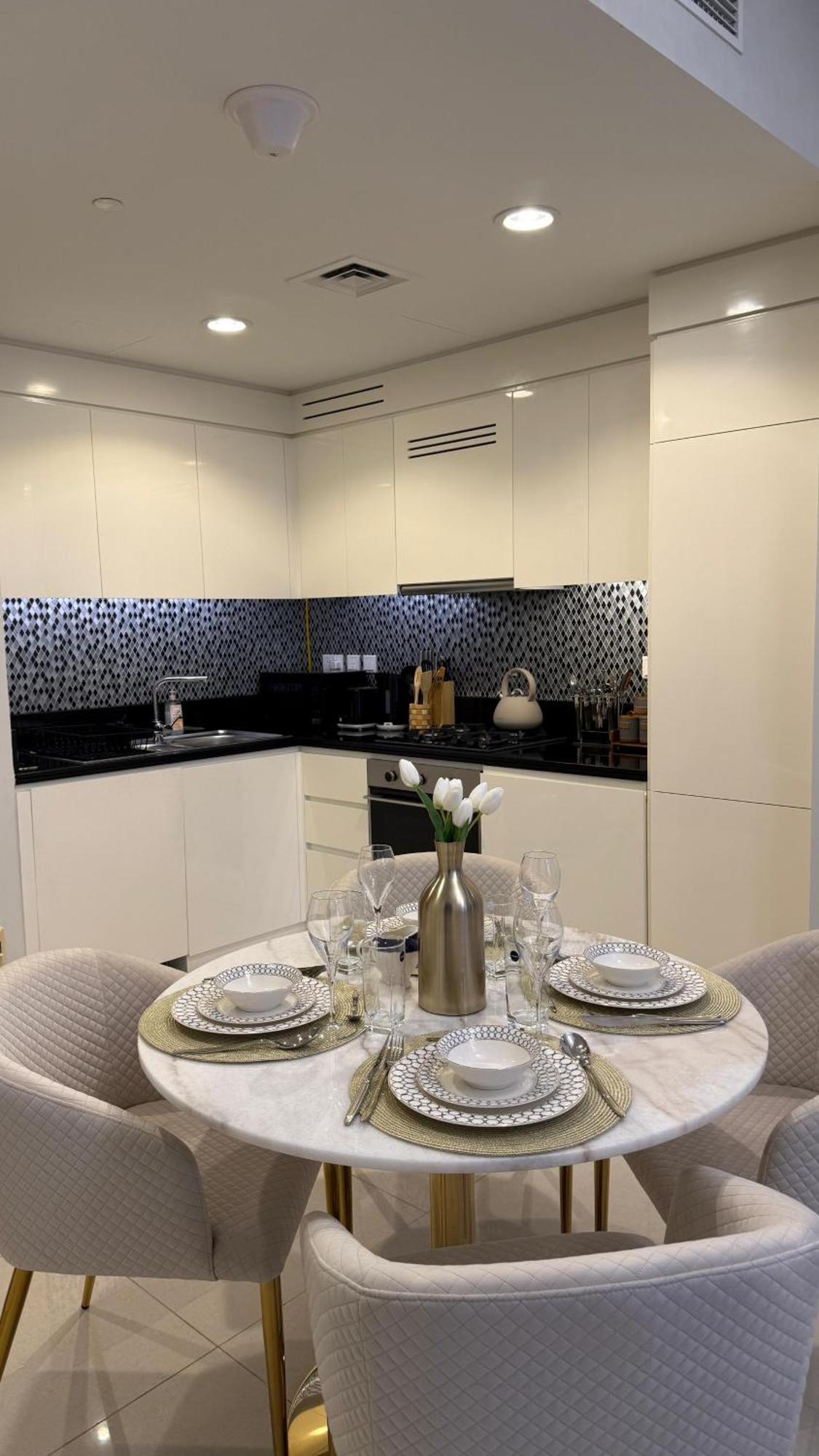 Apartment Aykon Tower C Dubai